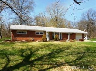 2153 N Seminary Rd, Brighton, IL 62012