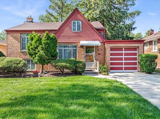 9036 30th St, Brookfield, IL 60513