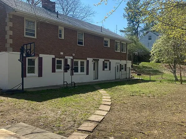 253 Lexington St, Woburn, MA 01801