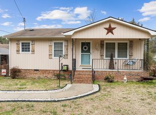 126 S Elizabeth St, Henderson, NC 27536