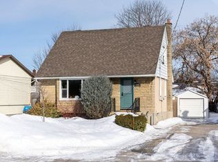 309 Glynn Ave, Ottawa, ON K1K 1R9