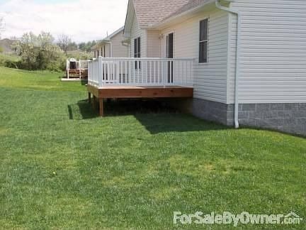 4th image of 202 Clayton Dr