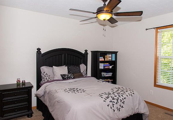 5th image of 3704 N 31st St