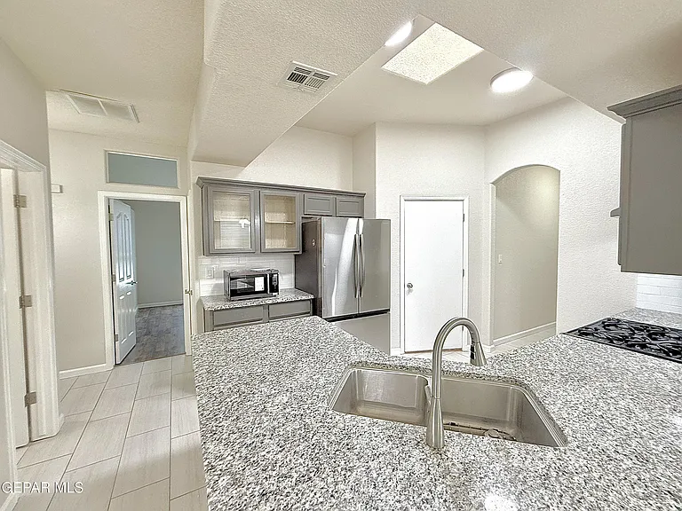 12749 Tierra Salas — Photo 11
