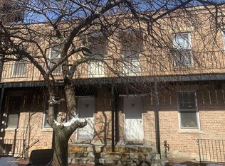 1446 W Polk St APT 1R, Chicago, IL 60607