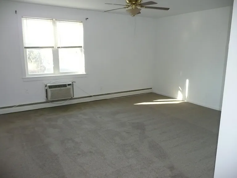 189 Madison Ave #2 — Photo 9
