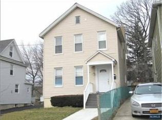 44 Mount Vernon St, Ridgefield Park, NJ 07660