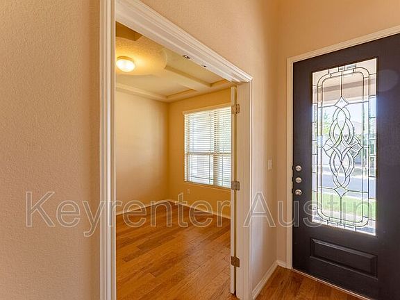 2nd image of 6225 Aviara Dr #E-4
