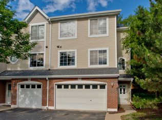 219 E Parallel St #219, Palatine, IL 60067