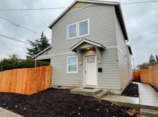 12244 NE Stanton St #A-C, Portland, OR 97230