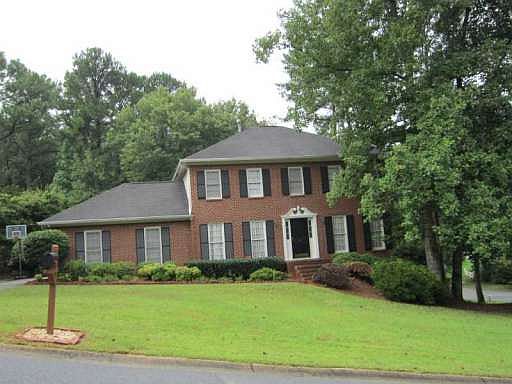 1st image of 185 Comstock Ct