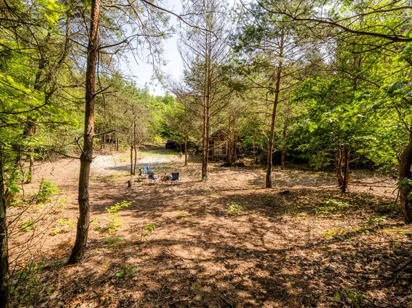 80611 County Road 376, Coloma, MI 49038