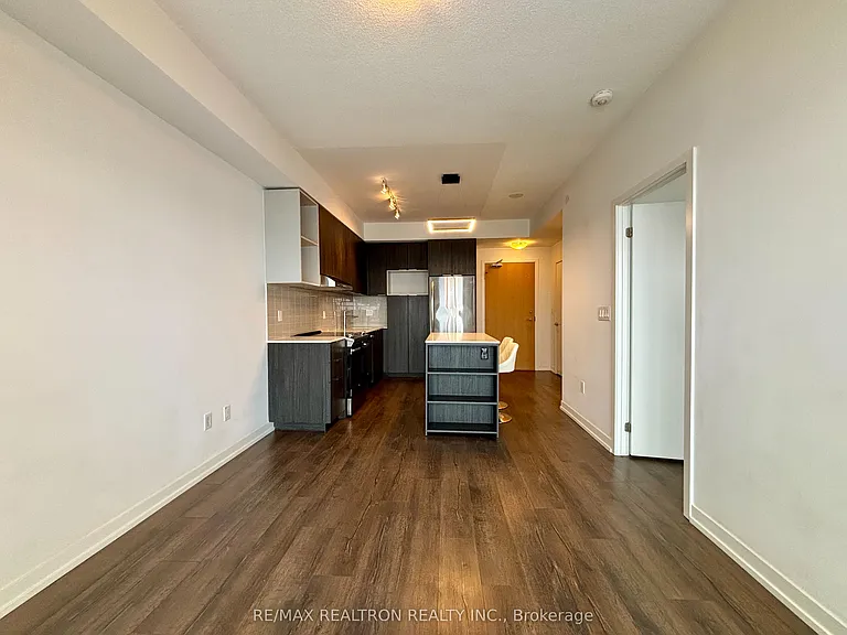2520 Eglinton Ave W #1216 — Photo 4