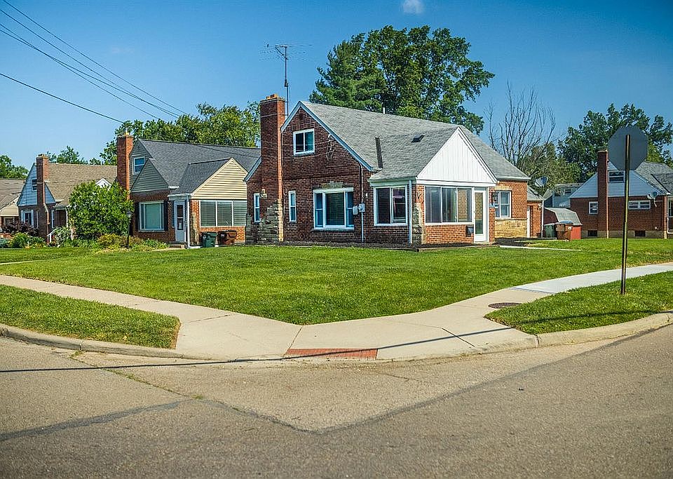 1st image of 1500 Clovernoll Dr