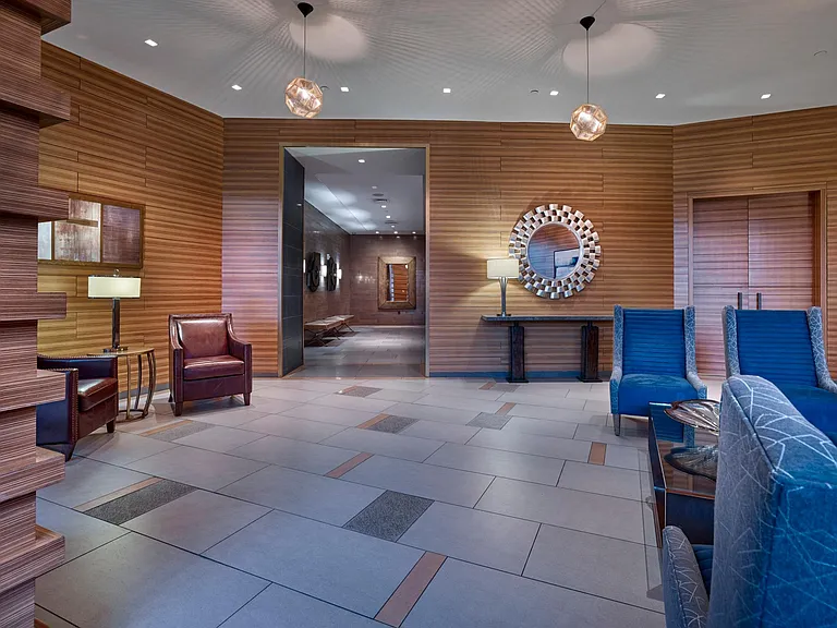 The Vue — Photo 7