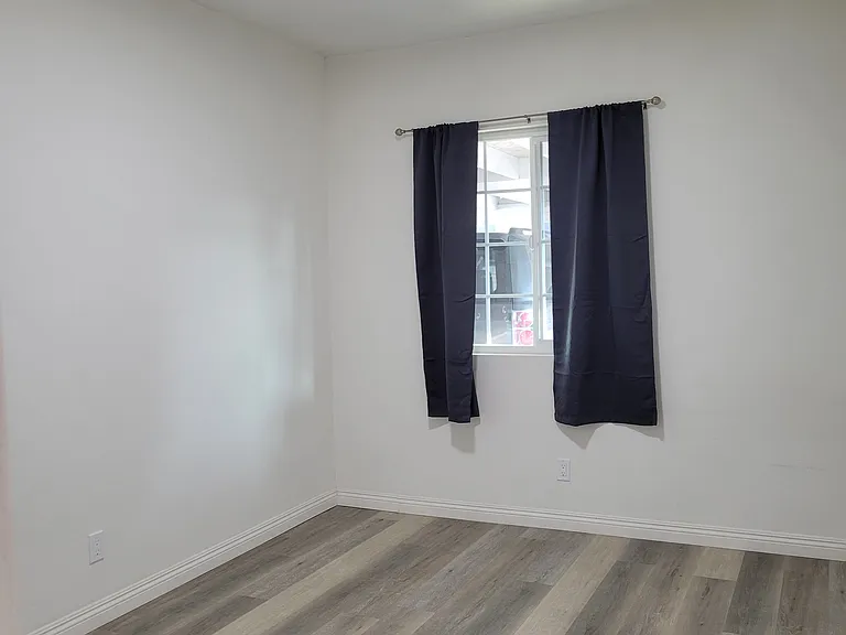 4930 Buffington Rd #B — Photo 9