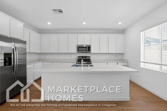 2650 Marlette Ave — Photo 7