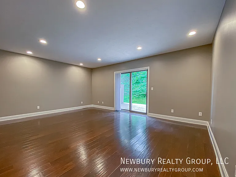 147 Banksville Pl — Photo 47