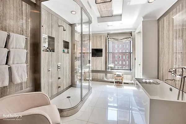 Sold by Sotheby's International Realty | media 8