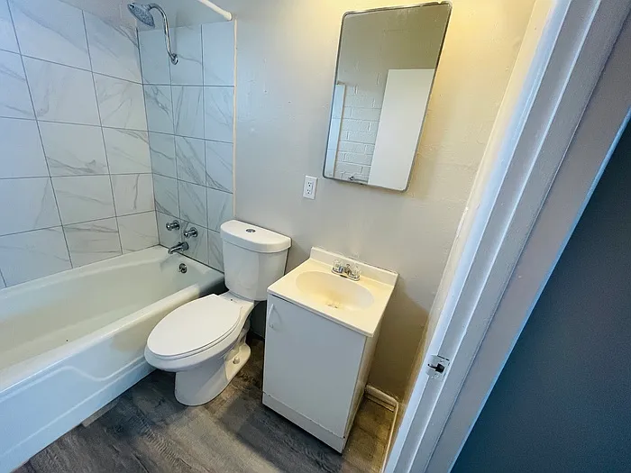 1021 E Spring St #1021 — Photo 9