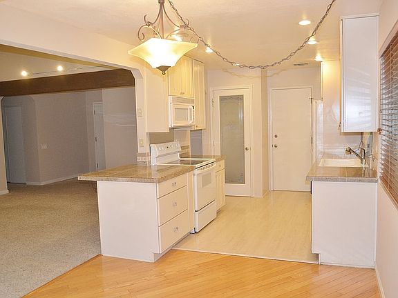 3rd image of 9241 Caspiane Way