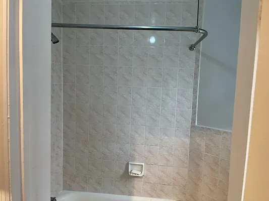 Rented by G Y B Realty Inc | media 18