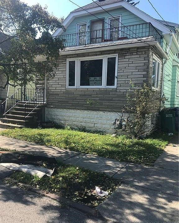 1st image of 32 Hagen St