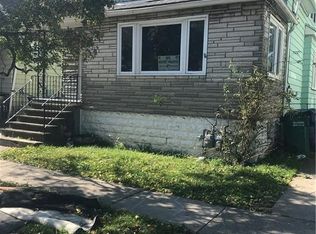32 Hagen St, Buffalo, NY 14211