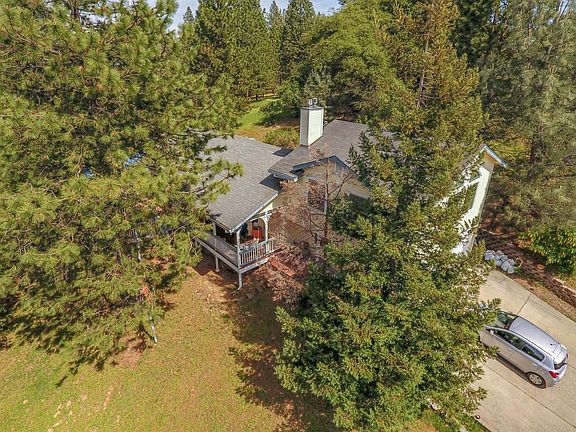 4th image of 2409 Empress Ln