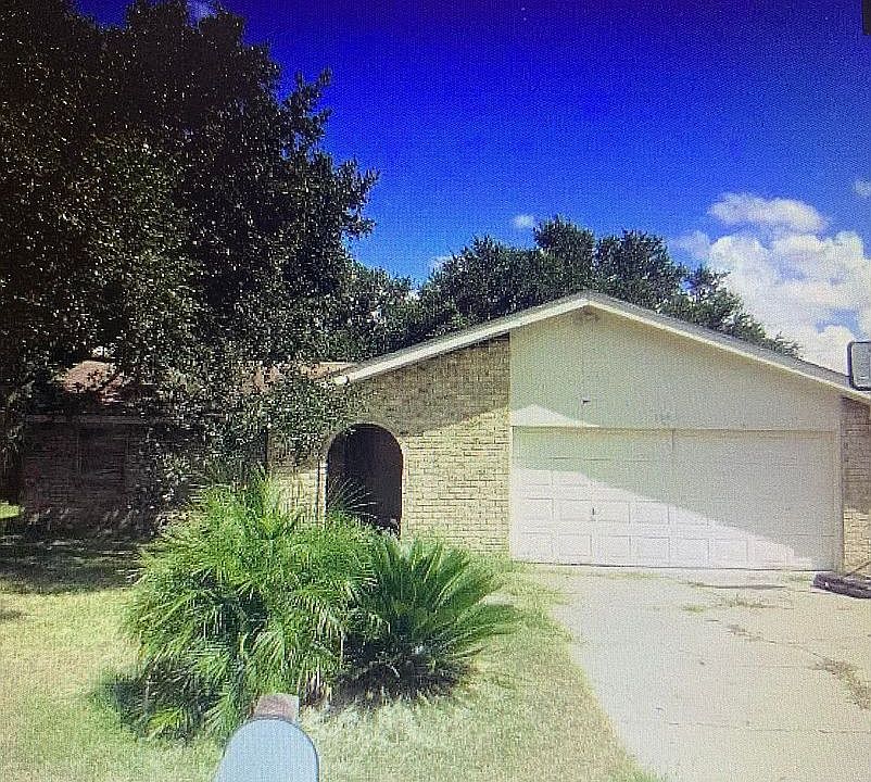 1st image of 554 Vista Dr