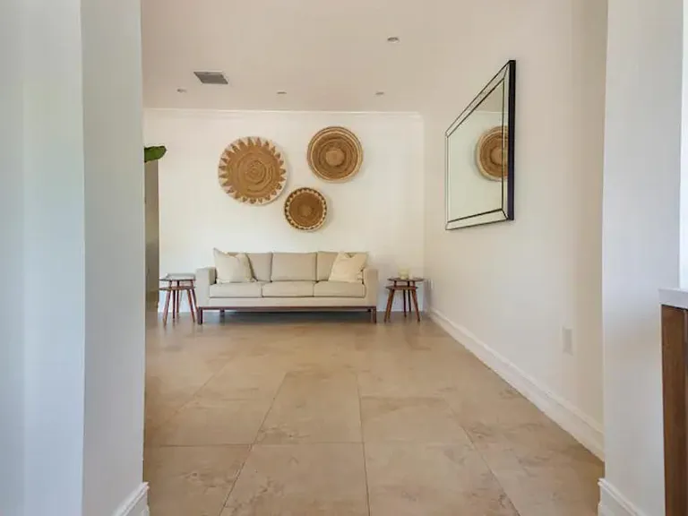 15566 SW 13th Ter — Photo 33