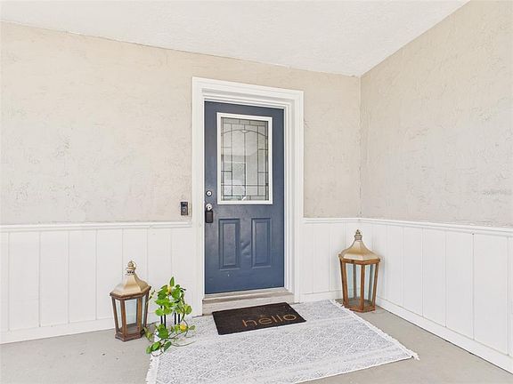 3rd image of 37207 MCMINN AVENUE
