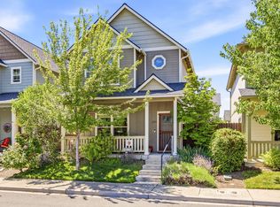 239 Wintersage Cir, Talent, OR 97540