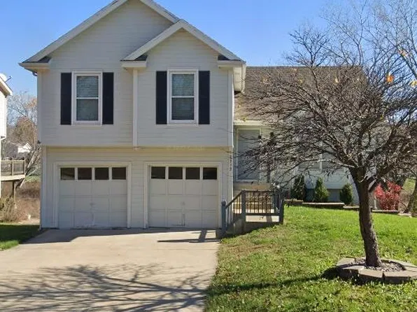 10313 NW 85th St, Kansas City, MO 64153