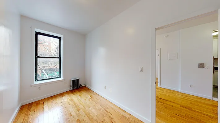 Rented by Bond New York | media 1