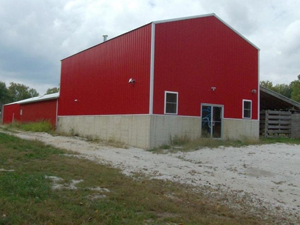2nd image of 4381 W Us Highway 40