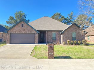 3716 Old Omen Rd, Tyler, TX 75707