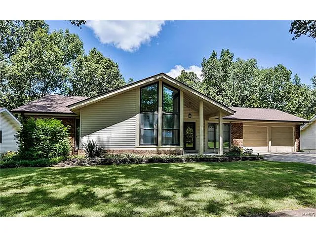15250 Kingsman Cir photo 1