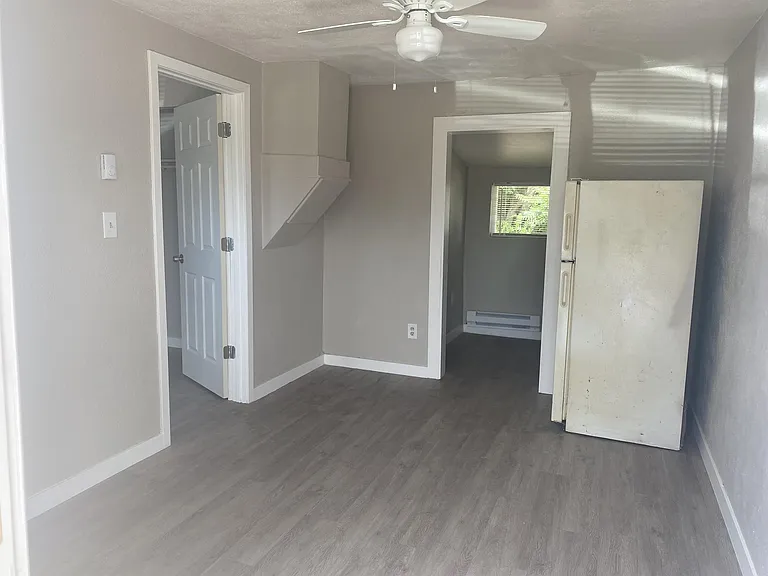 8250 Brighton Rd #8 — Photo 10