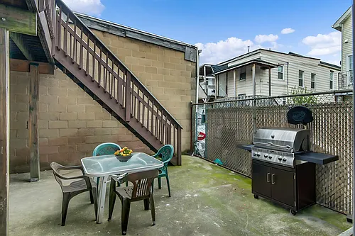 176 McWhorter St #1 Photo 1