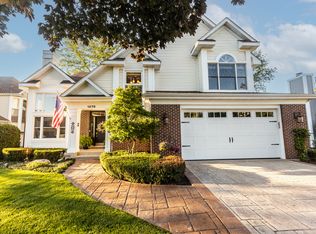 1478 Robincrest Ln, Lindenhurst, IL 60046