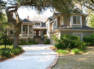 33 N Calibogue Cay Rd, Hilton Head Island, SC 29928