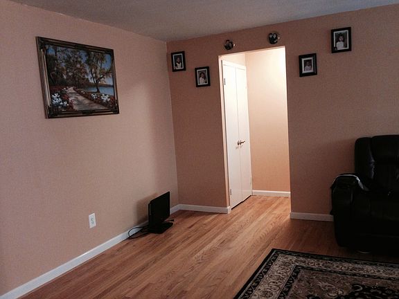 4th image of 333 Vincellette St Unit 51