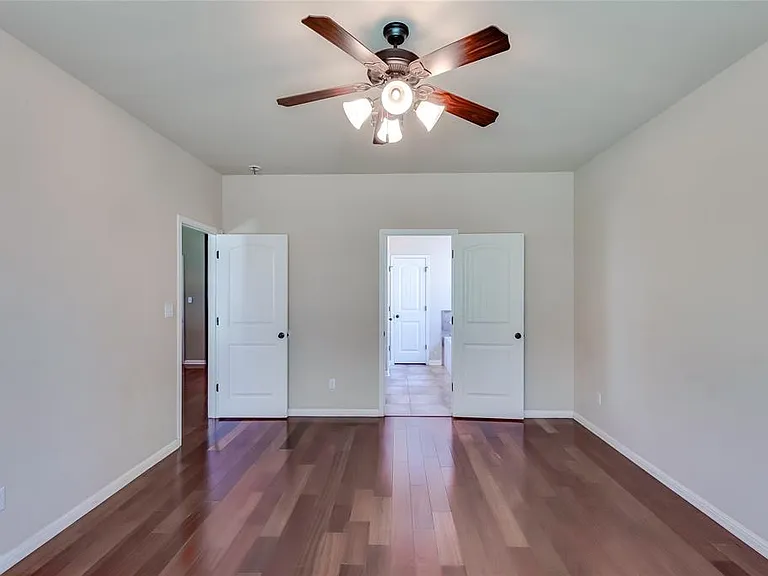 11300 Cherisse Dr — Photo 11