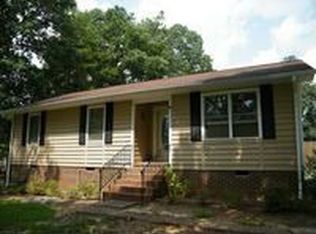 107 Pinsonville Rd, Greenwood, SC 29646