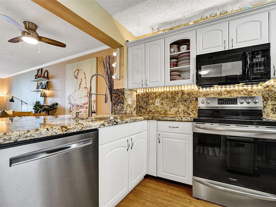 1st image of 113 Lake Emerald Drive #407