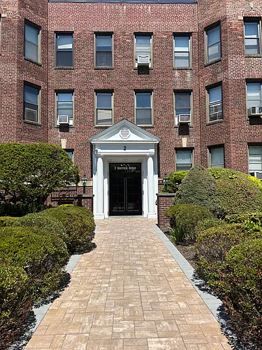 2 Herrick Dr #3-G Photo 1