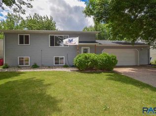 6001 W Bakker Park Dr, Sioux Falls, SD 57106
