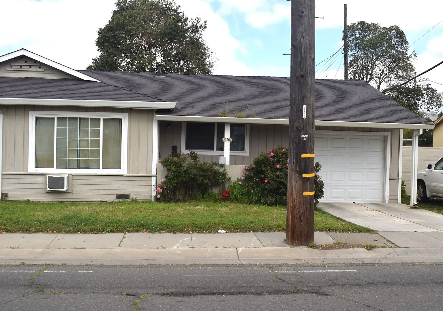 Resident Benefit Package Property — Photo 1