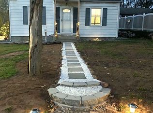 5 Broad St, Manchester, CT 06042